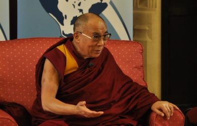 Dalai Lama speaks at Global Scholars Symposium